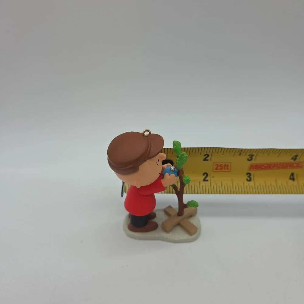 2013 Hallmark A Very Special Tree Ornament Peanuts Charlie Brown Christmas 2.5